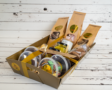 Load image into Gallery viewer, Red Hill Confectionery DELUXE Hamper Gift Pack