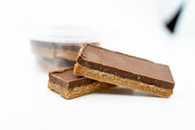 Load image into Gallery viewer, Red Hill Confectionery - Hazelnut Caramel Fudge 160g Tub GF