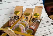 Load image into Gallery viewer, Red Hill Confectionery NON-ALCOHOLIC Hamper Gift Pack
